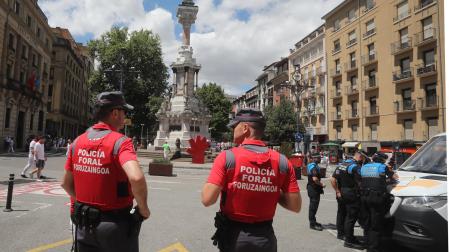 Agentes forales y municipales durante este San Fermín