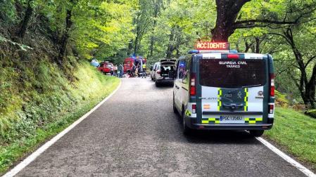 Efectivos de seguridad y emergencias, en el lugar del suceso