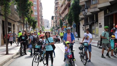 Fotos del 'Reto + de 100' en Tudela. /