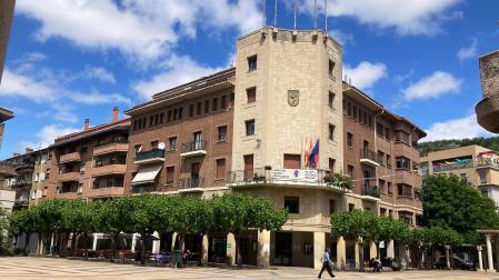 Fachada del Ayuntamiento de Huarte