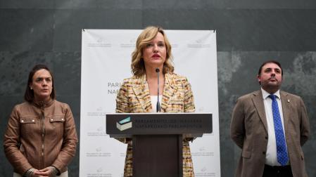 La ministra Pilar Alegría, este sábado en el Parlamento foral