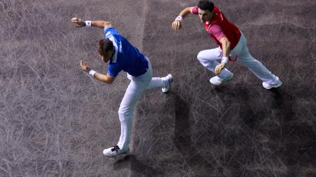 Jokin Altuna, con Jon Ander Peña, en la final del Masters.