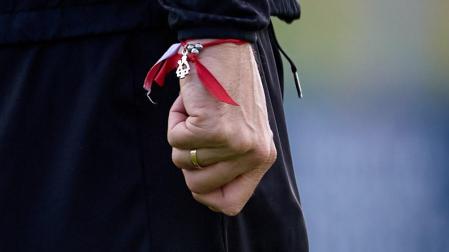 Detalle de la pulsera de Dani Pendín