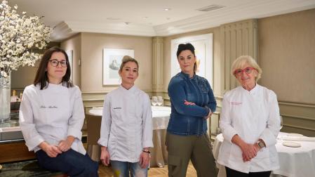 Pilar Arellano (Restaurante Picaflor), Paula Martínez (Tres Reinas), Goiza Isiegas (Akari Gastroteka) y Pilar Idoate (Europa) son las cuatro chefs que han diseñado el menú.