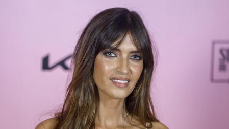 Sara Carbonero, en el photocall de la gala 'ELLE x Hope'