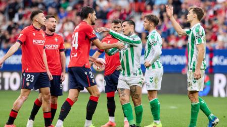 Fotos del Osasuna 1-2 Betis de la jornada 10./