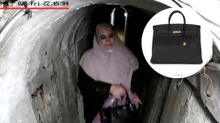 Samar Abú Zamar, huyendo con el bolso por un túnel