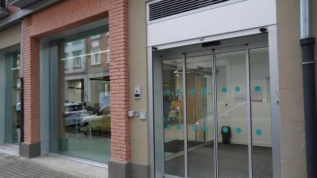 Exterior de las nuevas oficinas, en la calle Pascual Madoz
