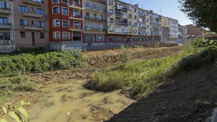 Vista del cauce, en las inmediaciones del puente de la estación