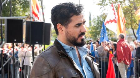 El eurodiputado Luis 'Alvise' Pérez durante una concentración para pedir elecciones generales, en la Plaza de Castilla, el 20 de octubre de 2024