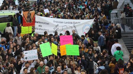 Fotos de la nueva jornada de movilizaciones por la Educación en Pamplona