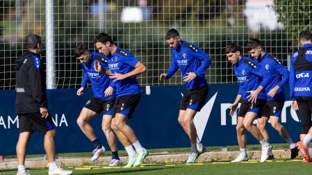 Bretones, Unai, Raúl, Nacho Vidal e Iker Muñoz, en la sesión previa.	osasuna
