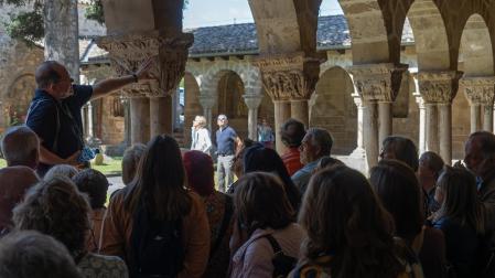 *A:MONTXO A.G.
*F: 2024-06-05
*L: ESTELLA-LIZARRA
*T: TURISMO VISITAS GUIADAS AL CLAUSTRO DE SAN PEDRO DE LA RUA
*P: