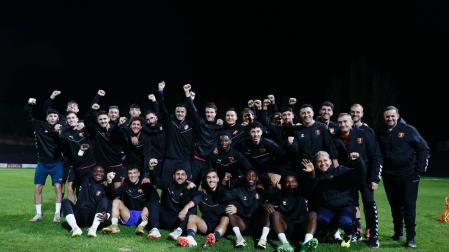 Los jugadores y el cuerpo técnico del Cortes, ilusionados ante el partido de la Copa del Rey ante el Granada