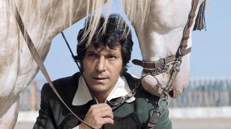 Sancho Gracia encarnó en el cine al personaje principal de la serie 'Curro Jiménez'