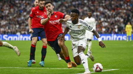 Areso intenta frenar el avance de Vinicius