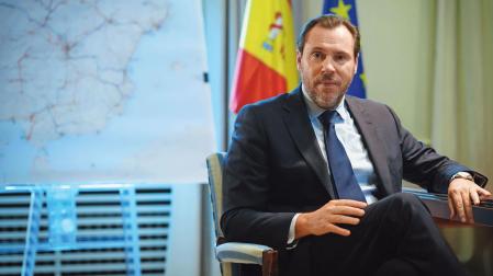 El ministro Óscar Puente, durante un momento de la entrevista