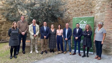 Representantes institucionales, municipales y de los cuatro grupos de acción local que participaron en la jornada