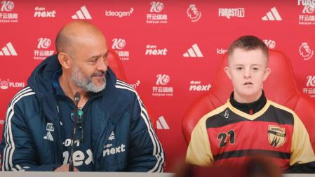 Nuno Espíritu Santo, en la rueda de prensa con los Warriors United
