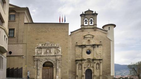 Fachada del Museo de Navarra