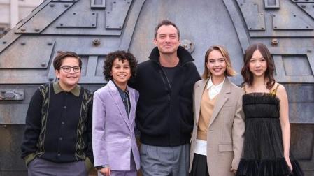Jude Law encabeza el elenco de 'Skeleton Crew'