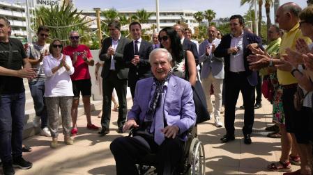 El fundador de Meliá Hotels Internacional, Gabriel Escarrer Juliá, en Calvià.
REMITIDA / HANDOUT por AYUNTAMIENTO DE CALVIÀ
Fotografía remitida a medios de comunicación exclusivamente para ilustrar la noticia a la que hace referencia la imagen, y citando la procedencia de la imagen en la firma
26/11/2024
