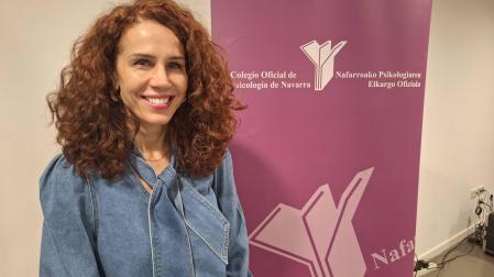 Cristina Rodríguez Cahill impartió un curso a profesionales del Colegio de Psicología de Navarra.
