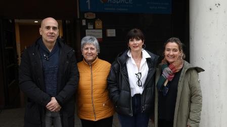 David Erice, María Jesús García, Olivia Casas y Amaia Oroz, familias de Aspace Navarra