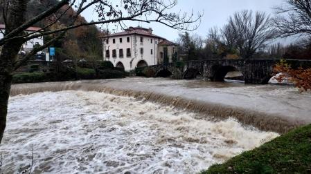 El temporal ha aumentado el caudal de todos los ríos de la comarca de Pamplona