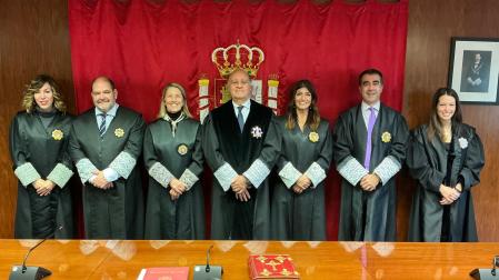 De izquieda a derecha, Marta Arnedo, Francisco Javier Isasi;,Carmen Arnedo; Joaquín Galve, Mari Paz Benito, Emilio Labella e Irene Ferrary