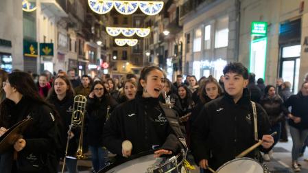 Animación musical navideña por las calles del centro de Pamplona