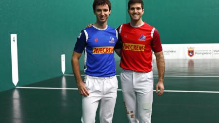 Julen Martija y José Javier Zabaleta, en el Labrit.