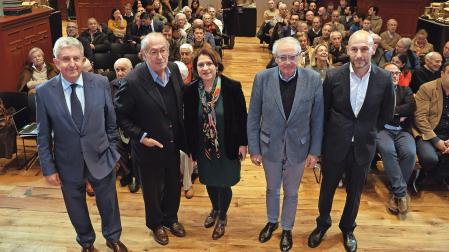 Desde la izquierda, Álvaro Miranda, Nicolás Redondo Terreros, Asunción de la Iglesia, Miguel Sanz e Iñaki Iriarte, este miércoles en las Salesas