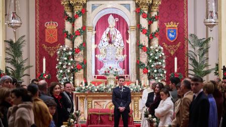 Fotos de la última boda del año en la Capilla de San Fermín.