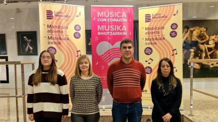 Momento de la presentación del Concierto 'Música con Corazón' en Barañain.