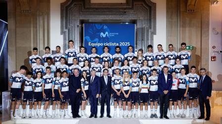 Presentación del equipo ciclista Movistar en el año 2025