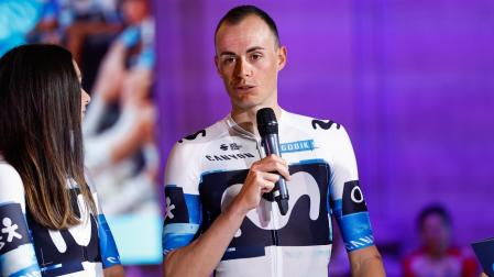 Presentación del equipo ciclista Movistar en el año 2025