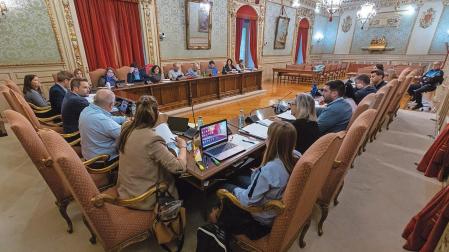 Los integrantes de la corporación municipal, en un pleno anterior