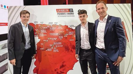 Urko Berrade, Pau Miquel y Juanjo Oroz en la presentación