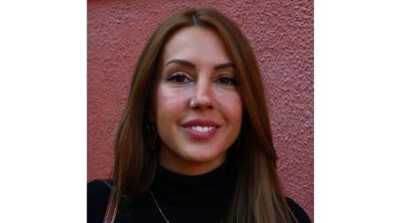 Ana Herrero García, tafallesa de 32 años, trabaja en una consultara en Doha (Qatar).
