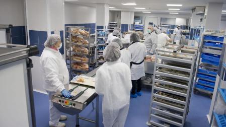 Personal de cocina del Hospital Universitario de Navarra