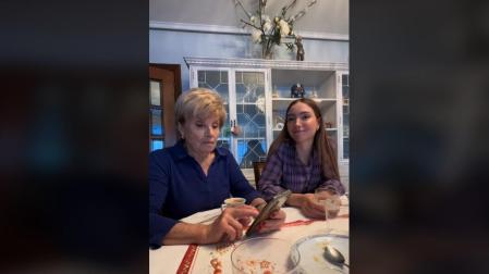La abuela tiene muy claras sus preferencias futbolísticas
