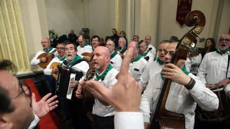 Fotos de la primera misa de la Escalera./