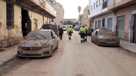 Personal de la Mancomunidad supervisa una de las zonas en las que tenía que actuar