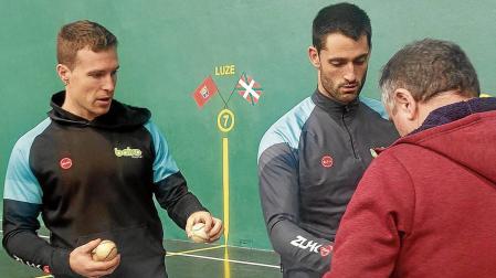 Artola y Albisu, en la elección de material de este jueves