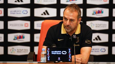 El técnico del F.C. Barfcelona, Hansi Flick, durante la rueda de prensa previa a la final de la Supercopa /