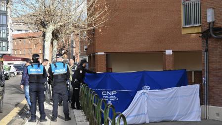 Efectivos policiales, en el lugar del suceso