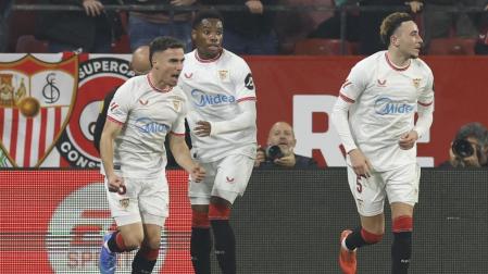 Adrià Pedrosa celebra el gol anotado ante el Valencia