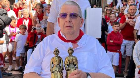 Jesús Mari Viguiristi, en un homenaje de la Comparsa