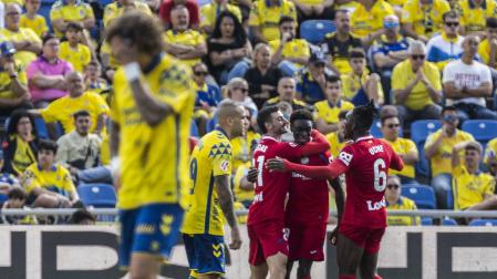 Coba, jugador del Getafe, celebra su tanto ante la U.D. Las Palmas